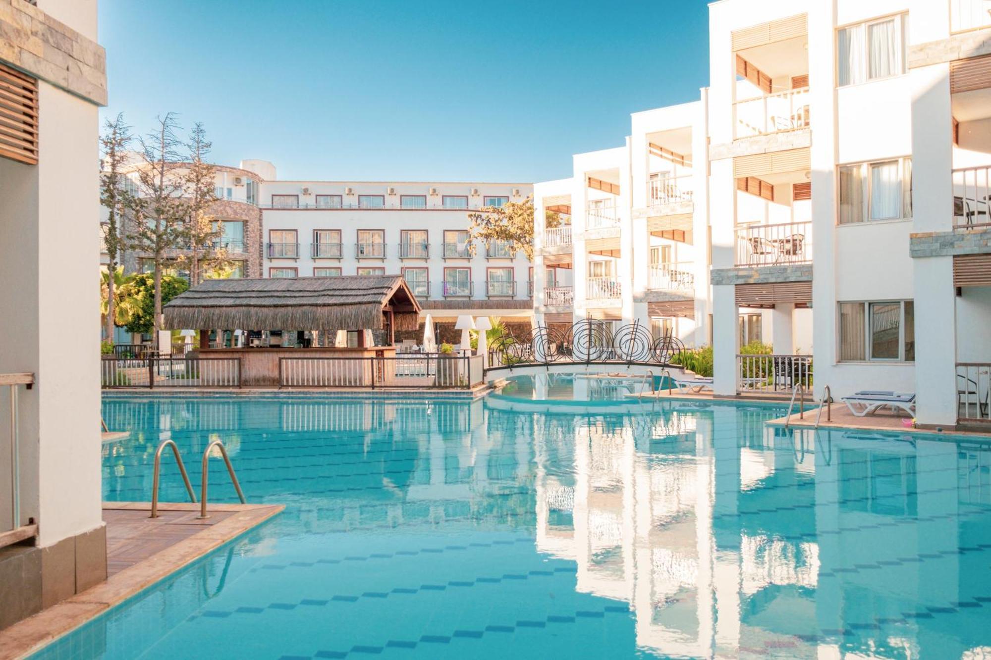 Ladonia Hotels Mio Bianco 아크얄라 외부 사진